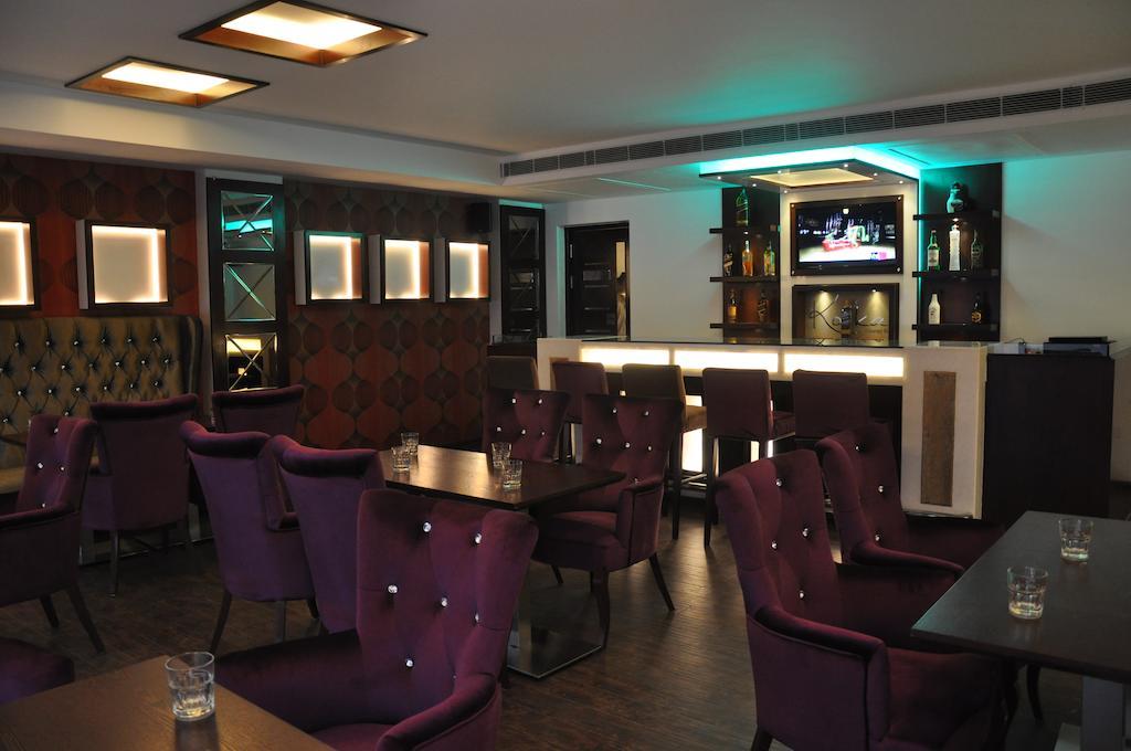 Hotel Prem Plaza Karnāl 外观 照片
