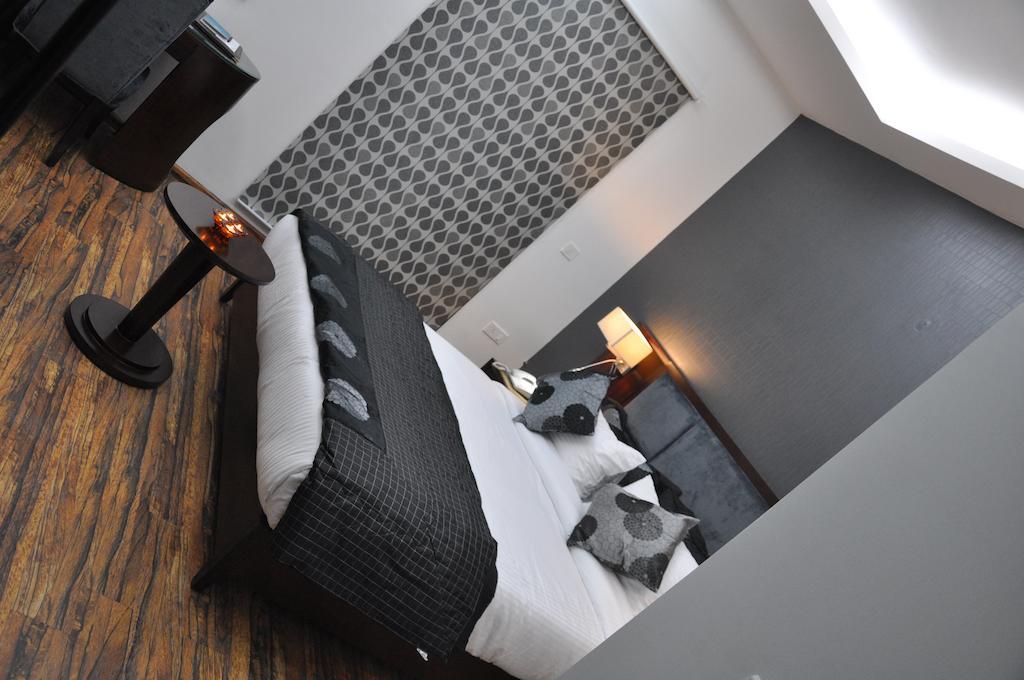 Hotel Prem Plaza Karnāl 外观 照片