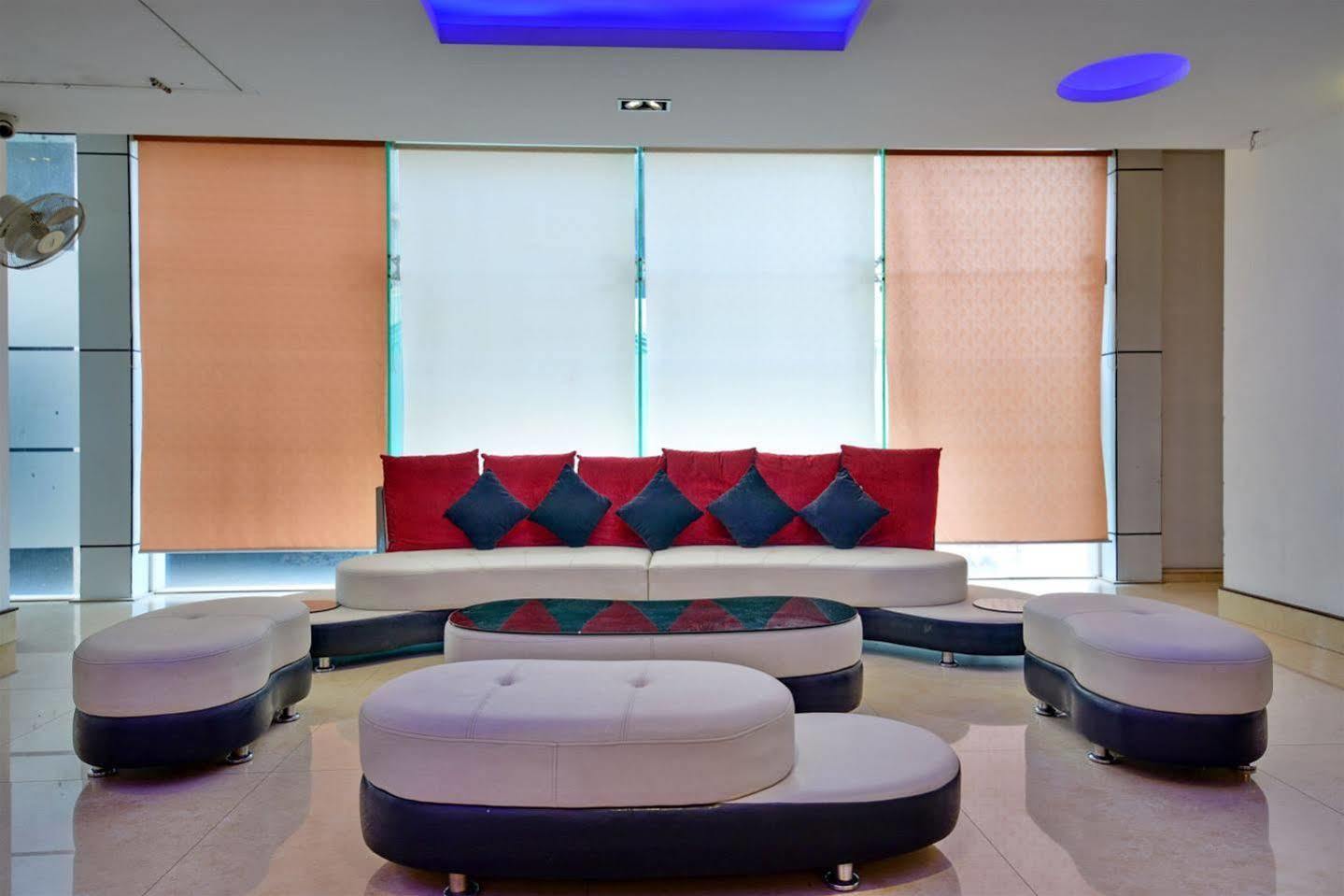 Hotel Prem Plaza Karnāl 外观 照片